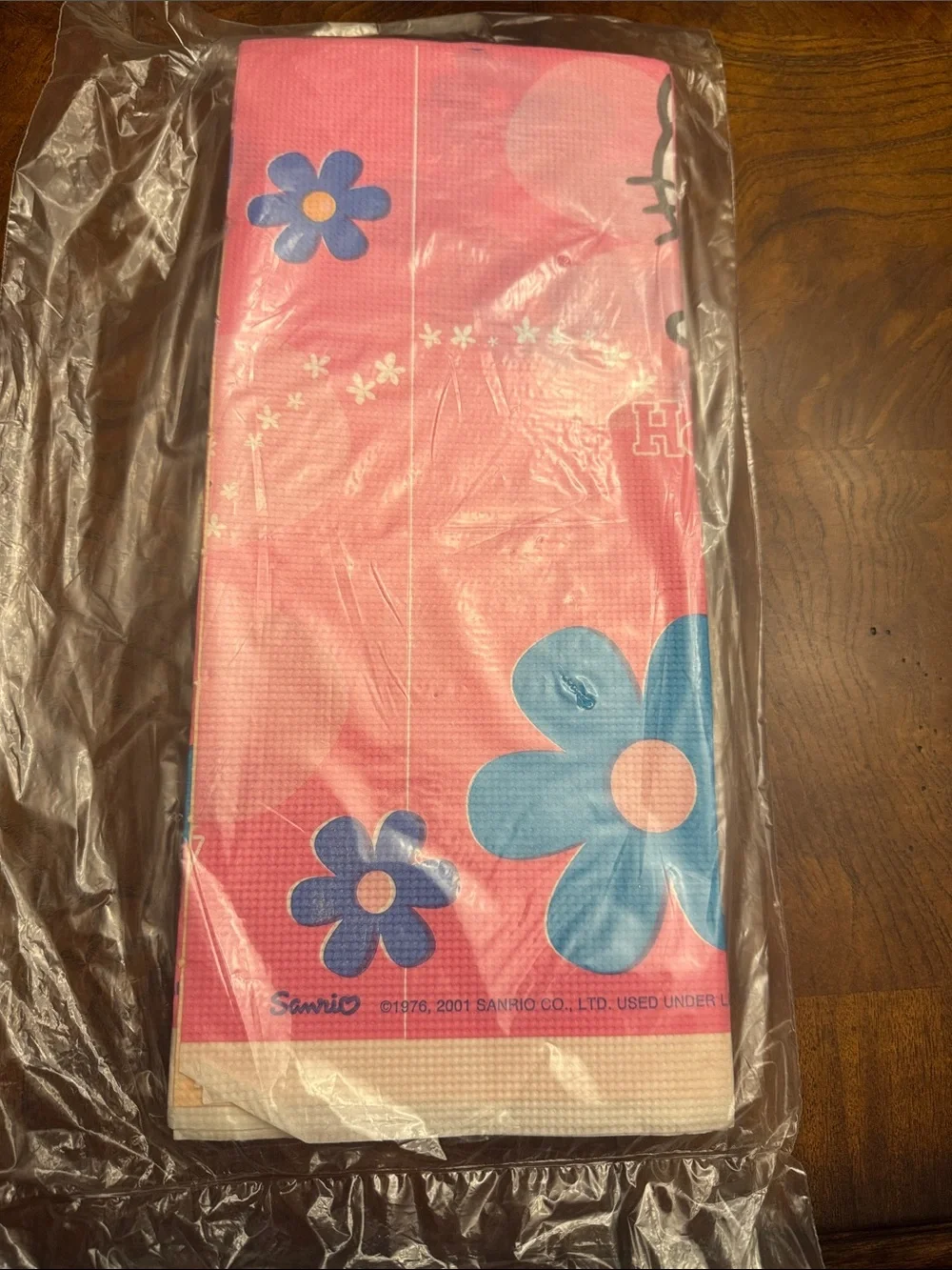 Vintage Hello Kitty Paper Sanrio 1976/2001 Party Tablecloth 48” x 96” NWT